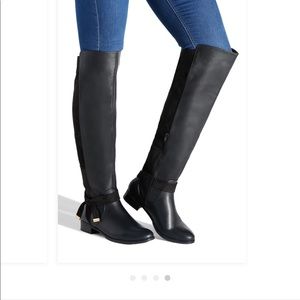 🚫SOLD🚫Brand New Black Boots